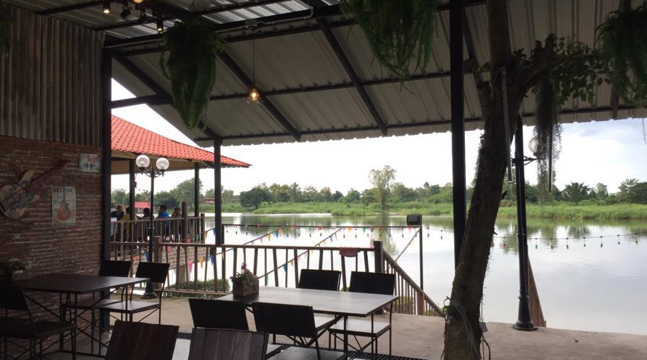 Maeping Mango Riverside Resort Kamphaeng Phet Eksteriør billede